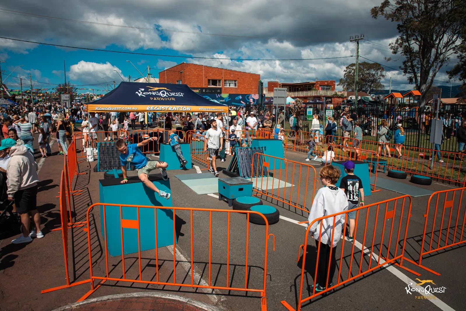 The full 200 square metre Open Festival speed course drawing a crowd at a Sydney festival